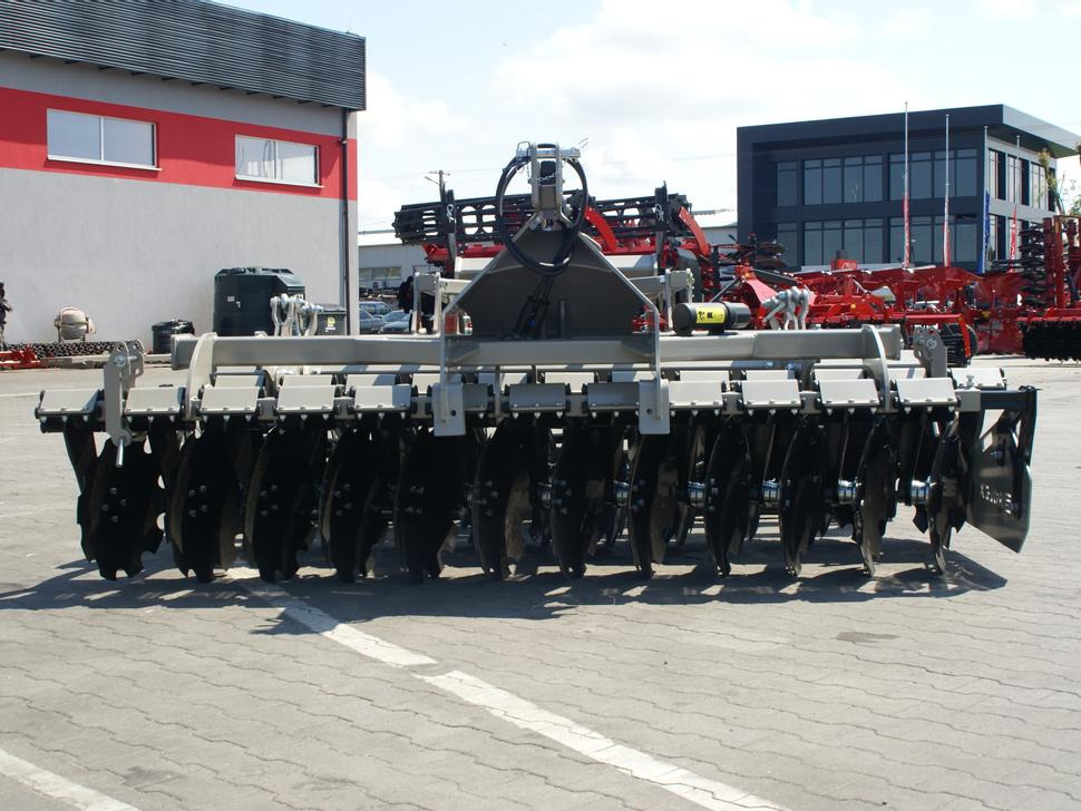 Rolex Scheibenegge / Disc harrow with hydropack / Déchaumeur à disques avec support semoir / Erpice a dischi / Cultivador de discos con hydropack / Дисковая борона с гидропаком 3 m - Disc harrow: picture 3 Rolex Scheibenegge / Disc harrow with hydropack / Déchaumeur à disques avec support semoir / Erpice a dischi / Cultivador de discos con hydropack / Дисковая борона с гидропаком 3 m - Disc harrow: picture 3