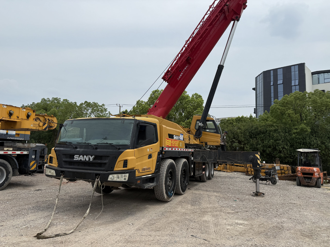 SANY STC800T5 E5 C5 - Mobile crane: picture 4 SANY STC800T5 E5 C5 - Mobile crane: picture 4