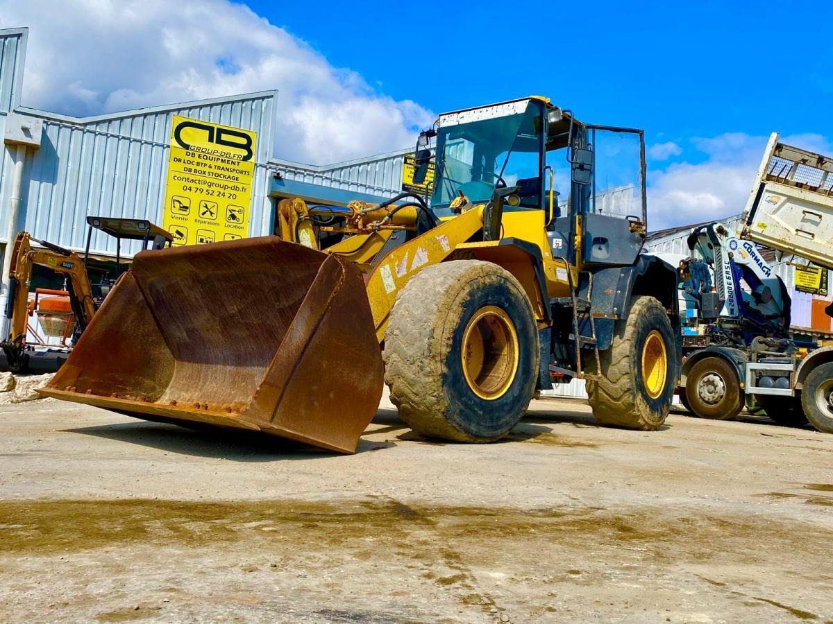 Komatsu WA250-5H Chargeuse à pneus - Wheel loader: picture 1 Komatsu WA250-5H Chargeuse à pneus - Wheel loader: picture 1