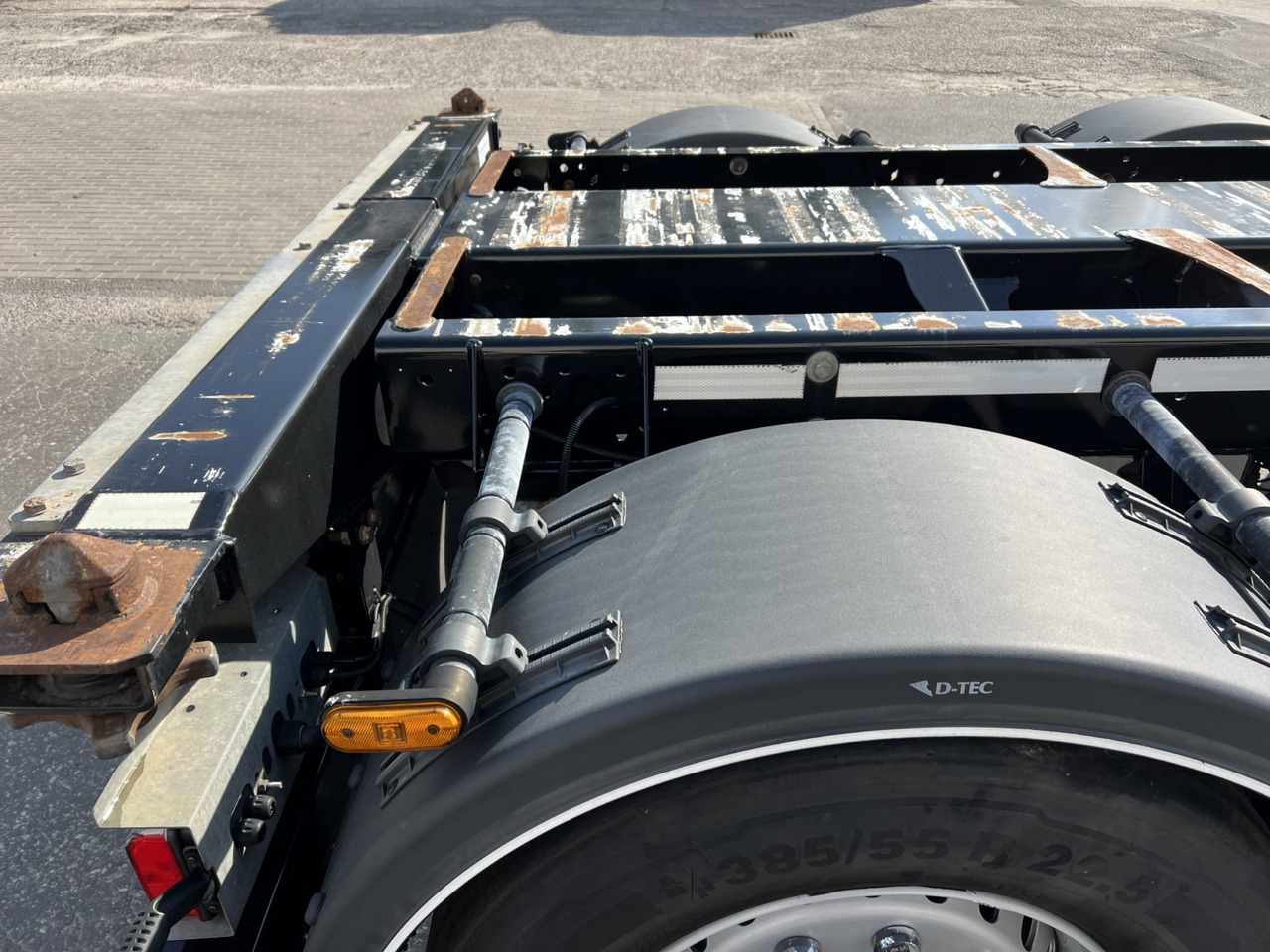 D-TEC Portmaster VCC-01 - Container transporter/ Swap body semi-trailer: picture 4 D-TEC Portmaster VCC-01 - Container transporter/ Swap body semi-trailer: picture 4