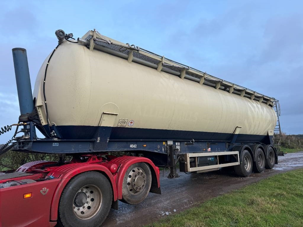 Feldbinder 58 Cube Powder Tanker - Tank semi-trailer: picture 4 Feldbinder 58 Cube Powder Tanker - Tank semi-trailer: picture 4