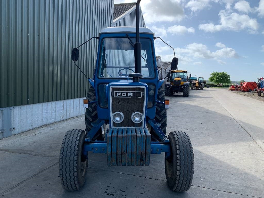 Farm tractor Ford 6600: picture 17