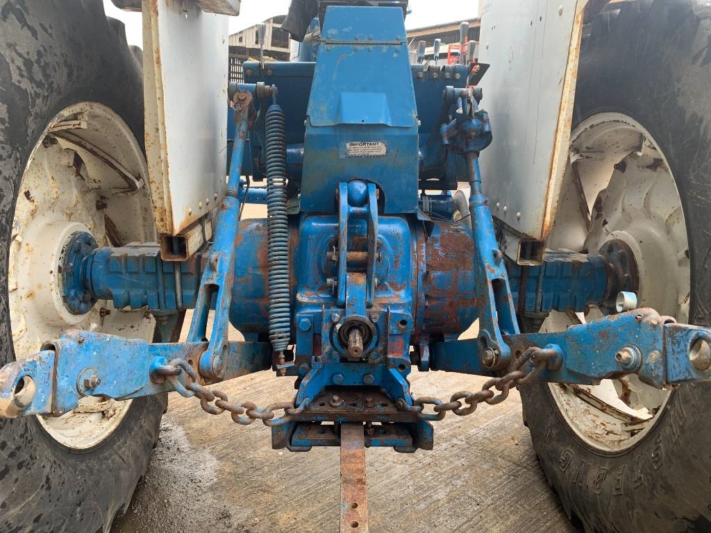 Ford 7000 - Farm tractor: picture 5 Ford 7000 - Farm tractor: picture 5
