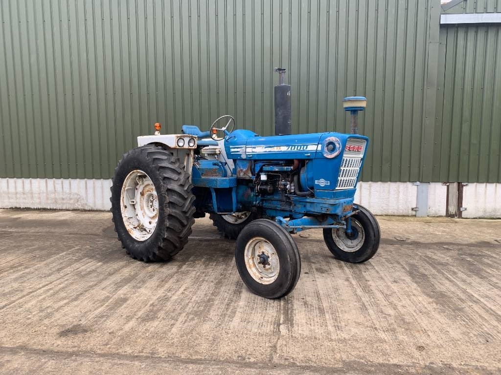 Ford 7000 - Farm tractor: picture 2 Ford 7000 - Farm tractor: picture 2
