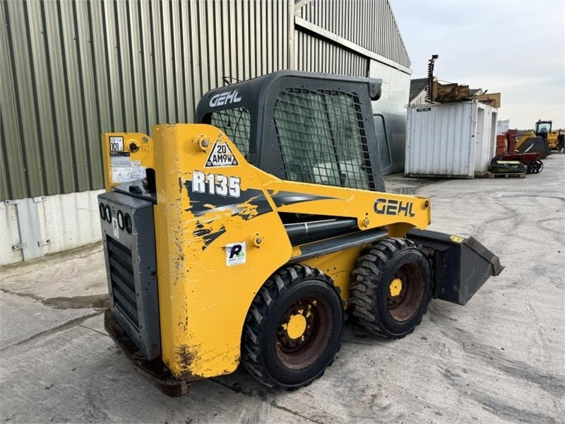 Gehl R135 Skid Steer - Skid steer loader: picture 4 Gehl R135 Skid Steer - Skid steer loader: picture 4