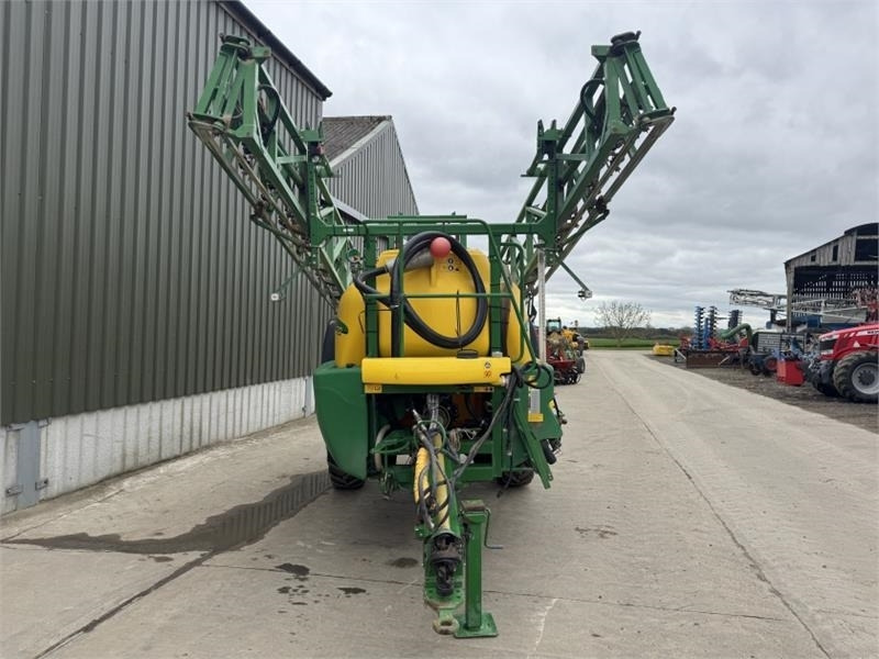 John Deere 732 Trailed Sprayer - Tractor mounted sprayer: picture 5 John Deere 732 Trailed Sprayer - Tractor mounted sprayer: picture 5