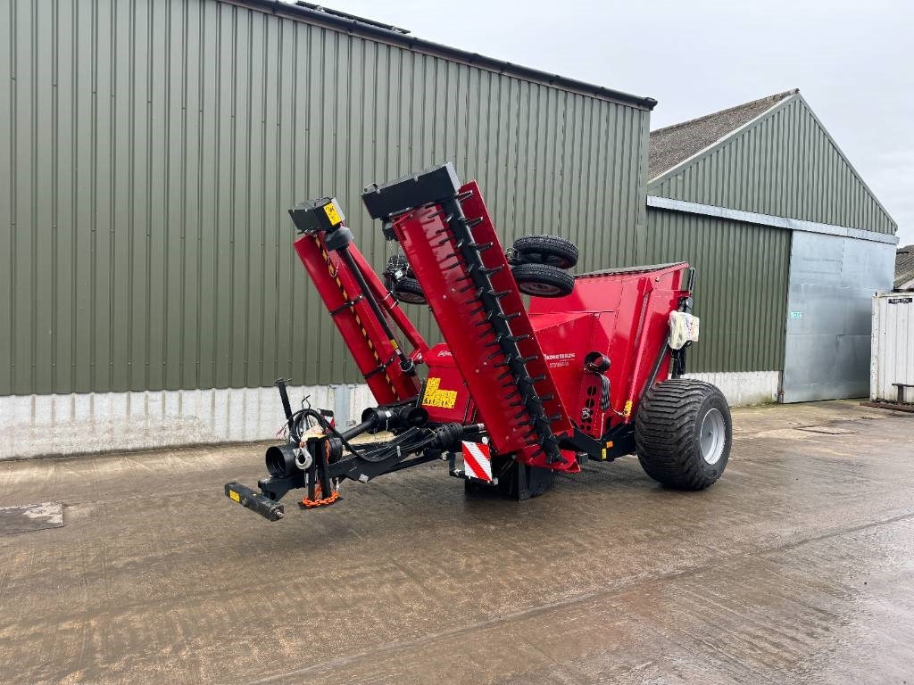 Kongskilde Stonebear 5200 - Soil tillage equipment: picture 1 Kongskilde Stonebear 5200 - Soil tillage equipment: picture 1