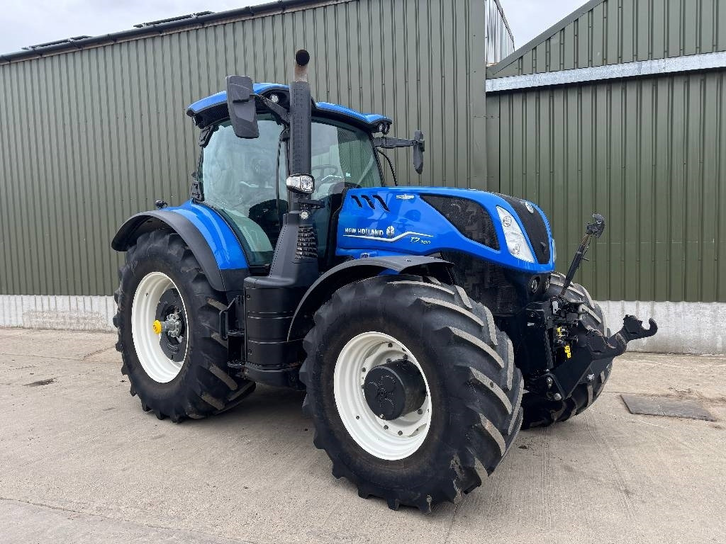 New Holland T7.300 Autocommand - Farm tractor: picture 3 New Holland T7.300 Autocommand - Farm tractor: picture 3