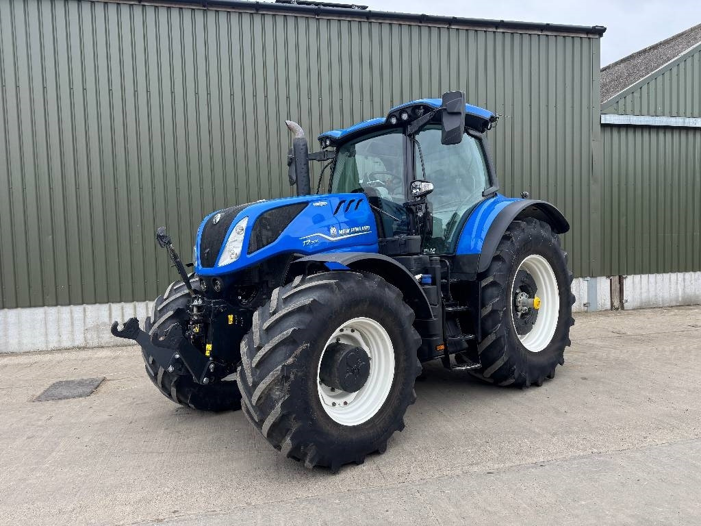 New Holland T7.300 Autocommand - Farm tractor: picture 1 New Holland T7.300 Autocommand - Farm tractor: picture 1
