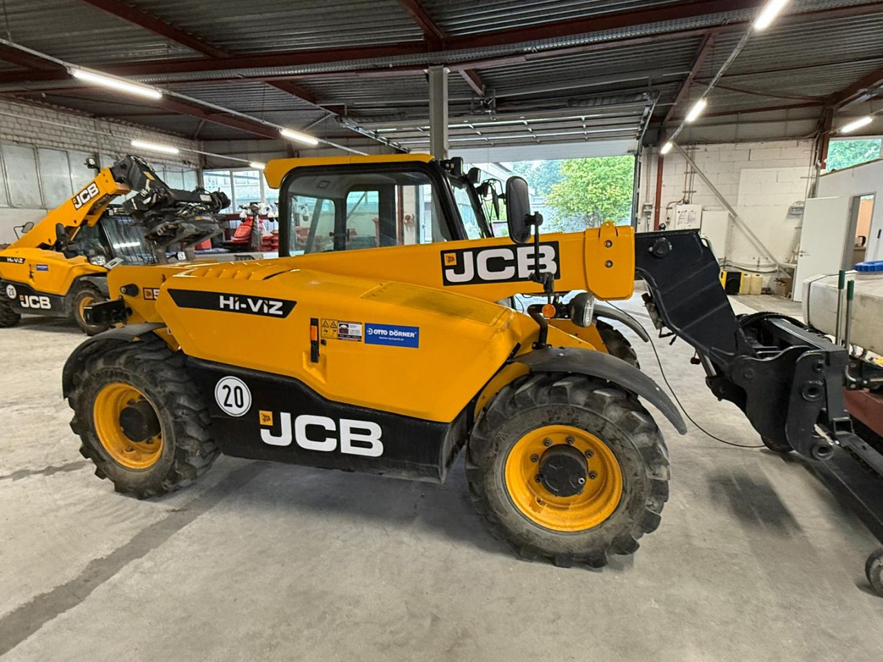 JCB JCB 525-60T5 HiViz - Telescopic wheel loader: picture 1 JCB JCB 525-60T5 HiViz - Telescopic wheel loader: picture 1