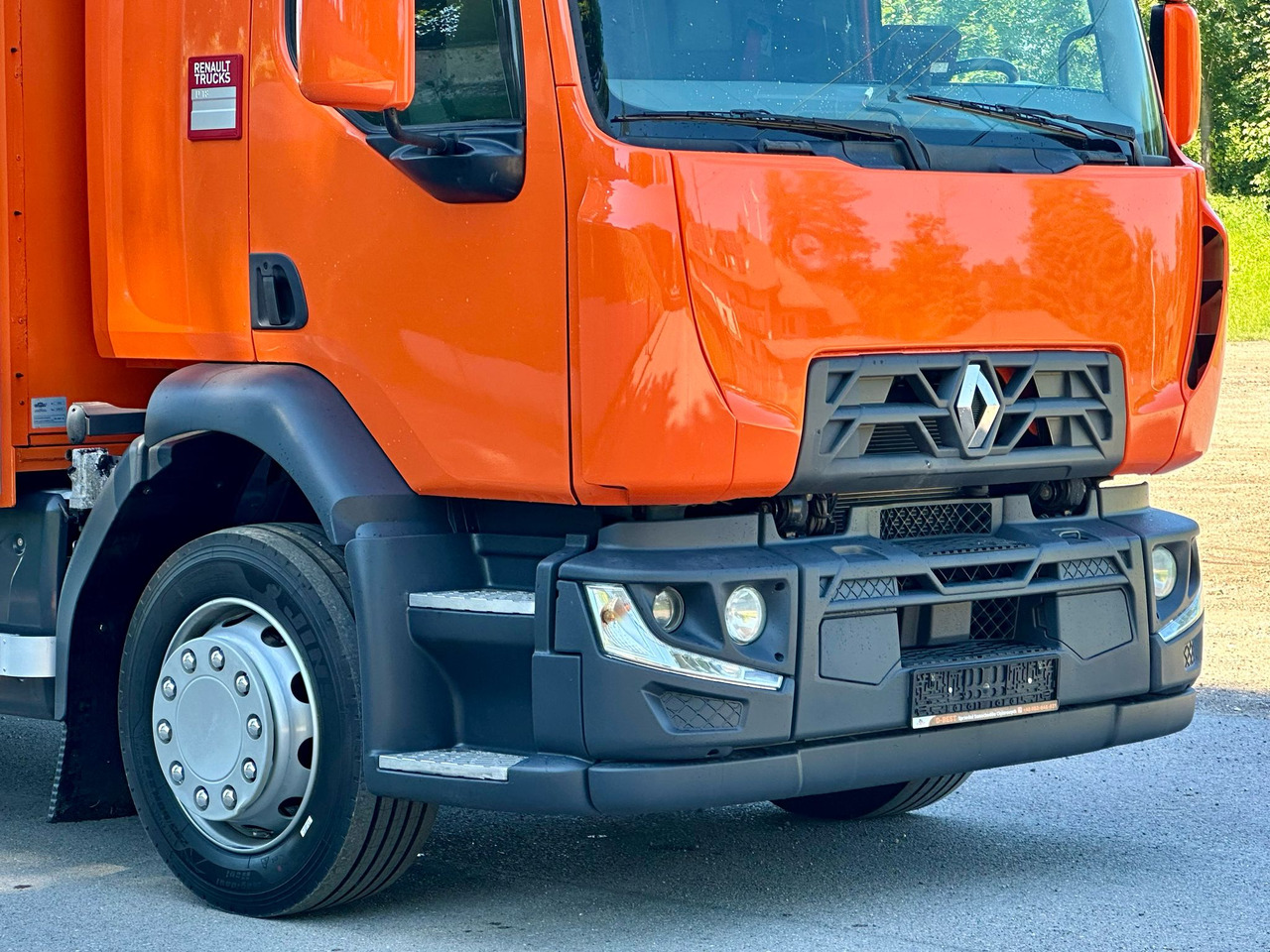 Curtainsider truck RENAULT D 18 / 280 / FIRANKA / WINDA / 8.6 M DŁUGOŚCI / 21 EUROPALET / NOWE OPONY / ŁADOWNOŚĆ 9.380 KG / AUTOMAT / SERWISOWANA / SPROWADZONA: picture 12