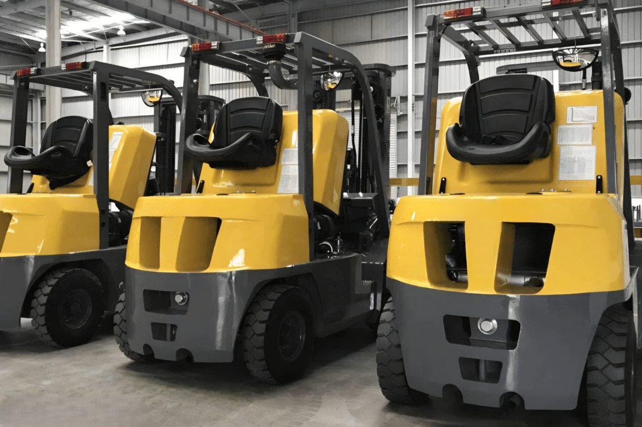 Müller Machinery MF 35 - Diesel forklift: picture 5 Müller Machinery MF 35 - Diesel forklift: picture 5