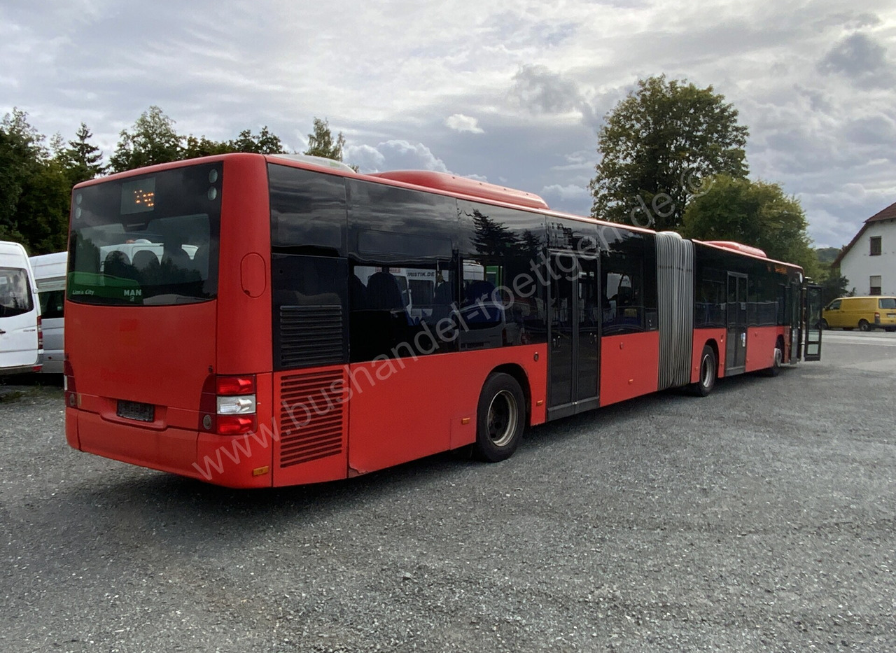 MAN A 23 Lions City - Articulated bus: picture 3 MAN A 23 Lions City - Articulated bus: picture 3