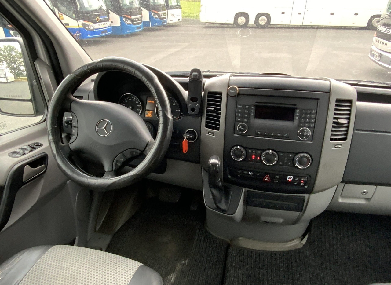 Interior photo 1: Minibus, Passenger van Mercedes-Benz 315 CDI Sprinter Interior photo 1: Minibus, Passenger van Mercedes-Benz 315 CDI Sprinter