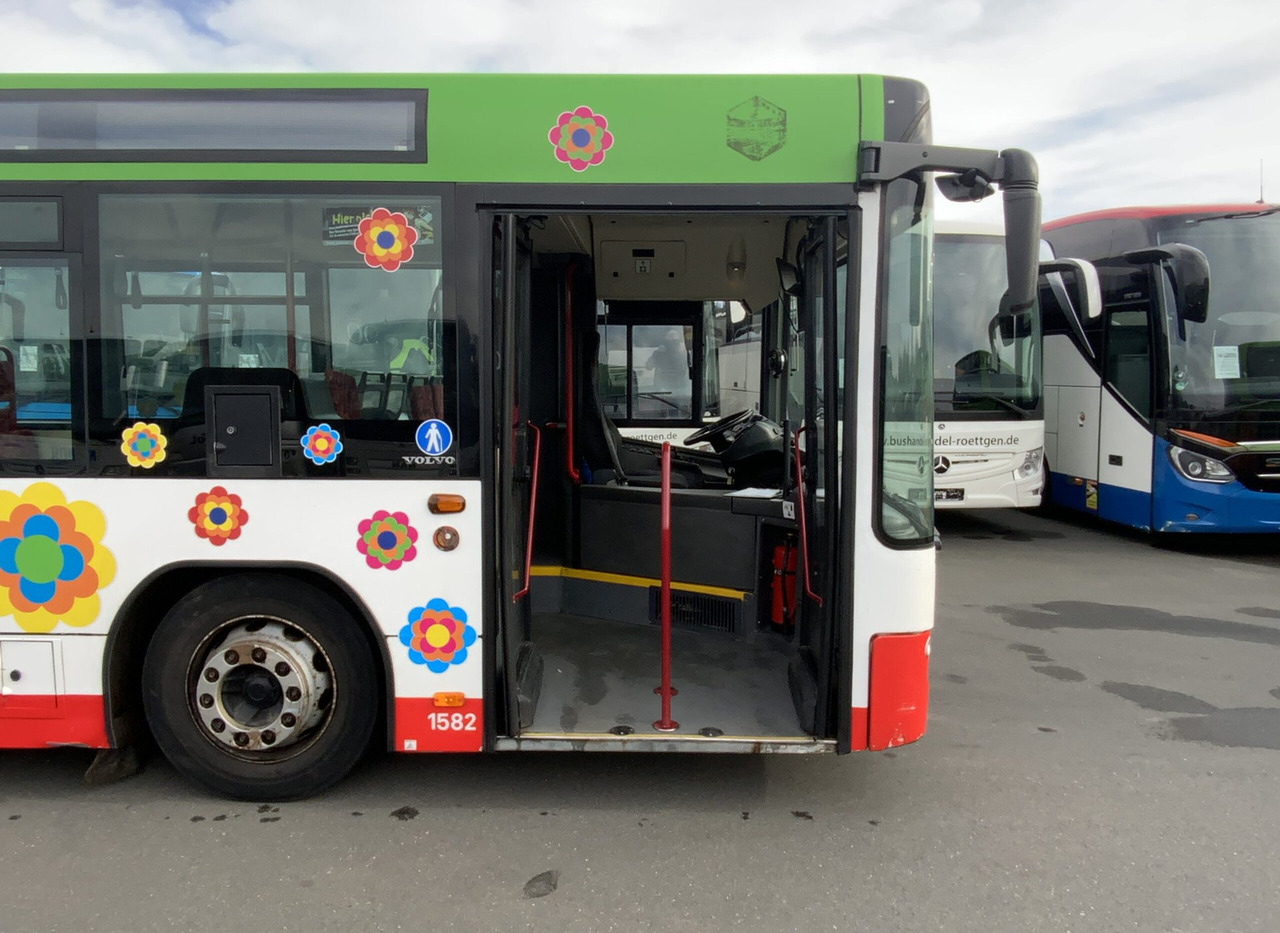 City bus Volvo 7700: picture 6