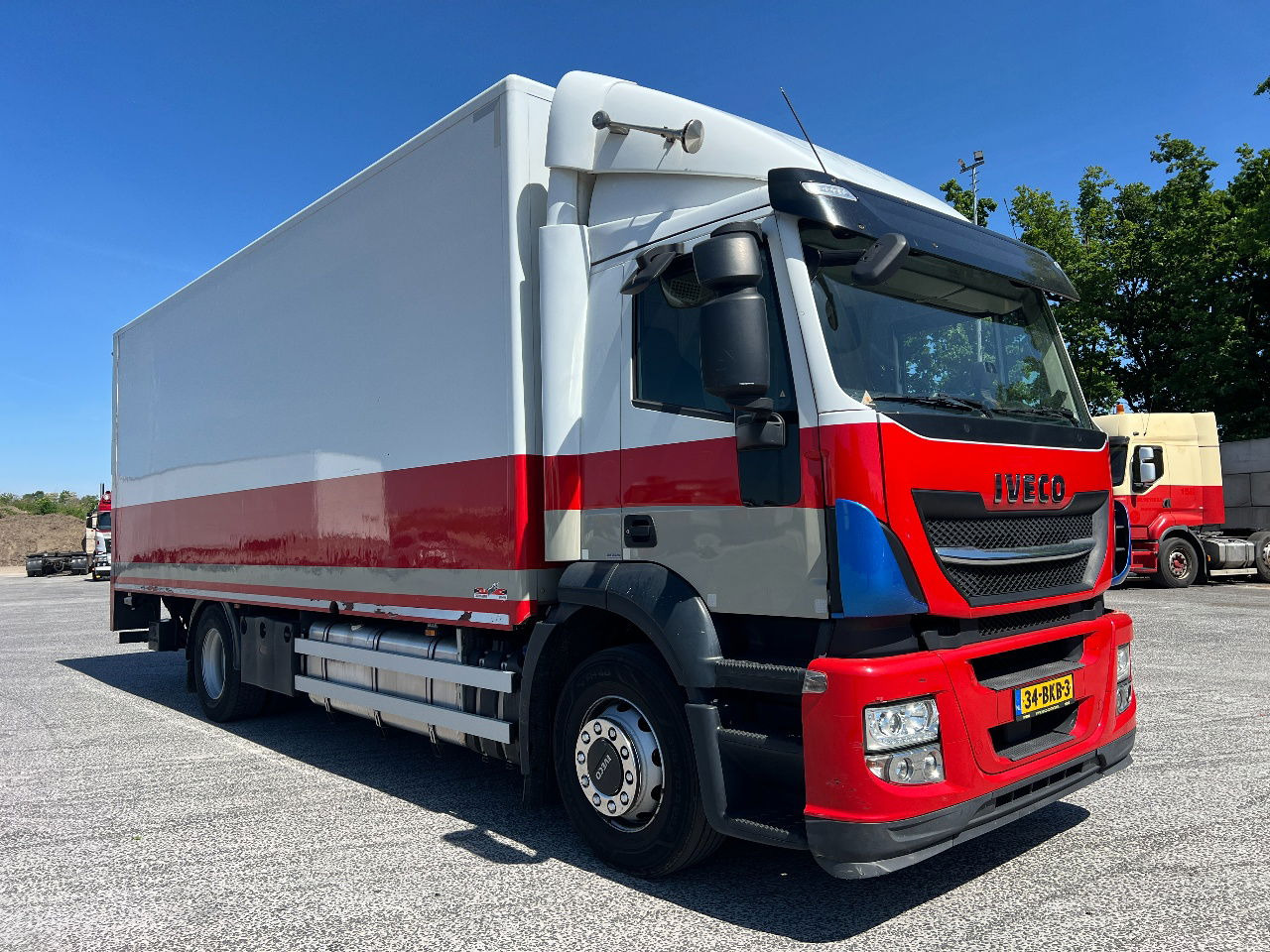 Leasing of Iveco Stralis 310 AD, 19Ton, Euro 6  Iveco Stralis 310 AD, 19Ton, Euro 6: picture 16