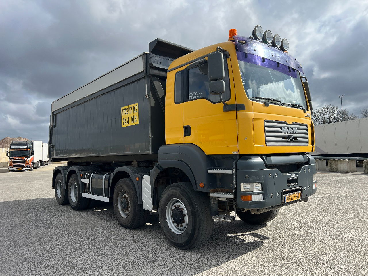 MAN TGA 41.430 TGA 39.430 8x8, full steel, Manual - Tipper: picture 3 MAN TGA 41.430 TGA 39.430 8x8, full steel, Manual - Tipper: picture 3