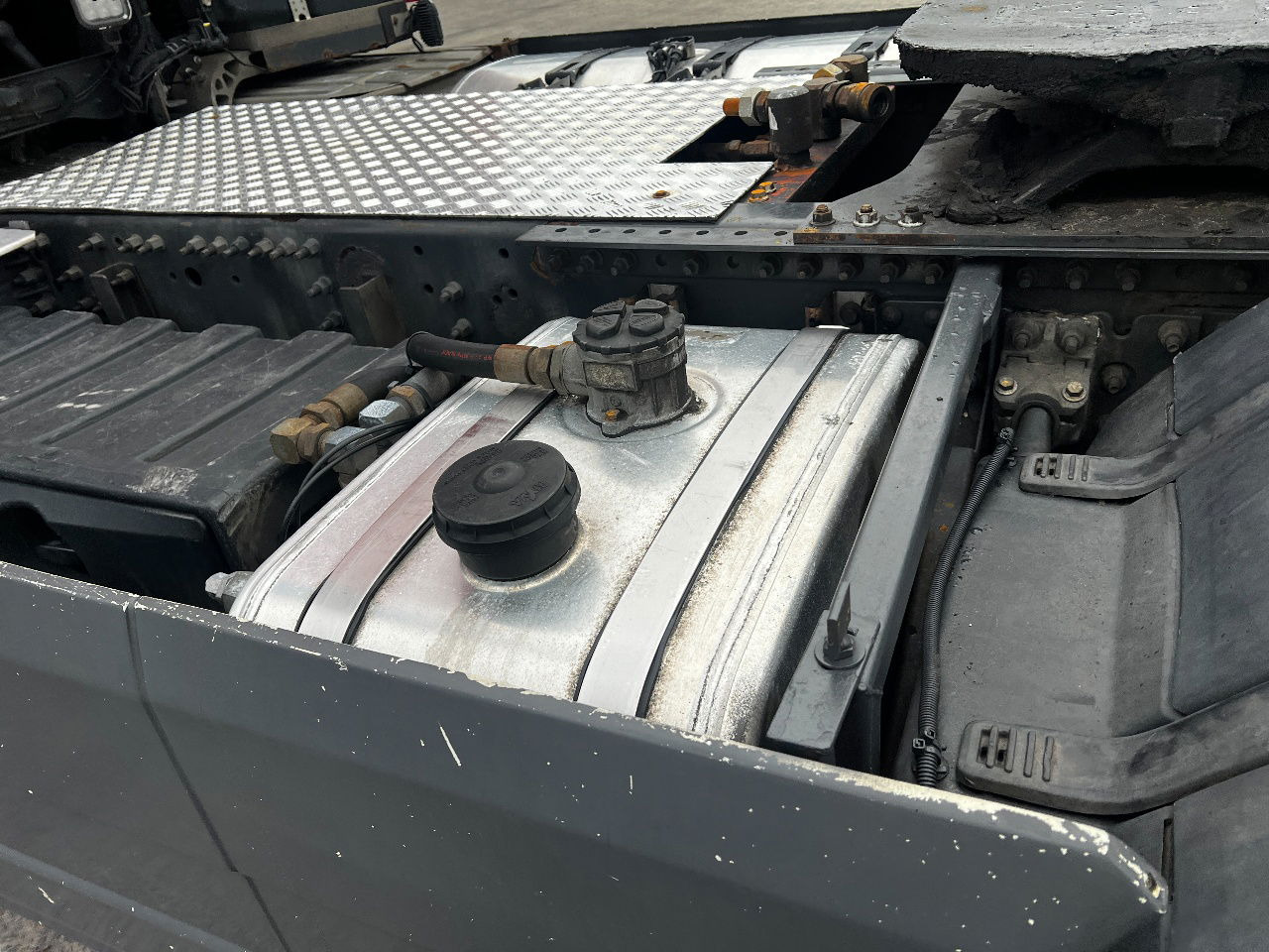 Volvo FH 460 Globe, Hydraulic, Euro 6 - Tractor unit: picture 5 Volvo FH 460 Globe, Hydraulic, Euro 6 - Tractor unit: picture 5