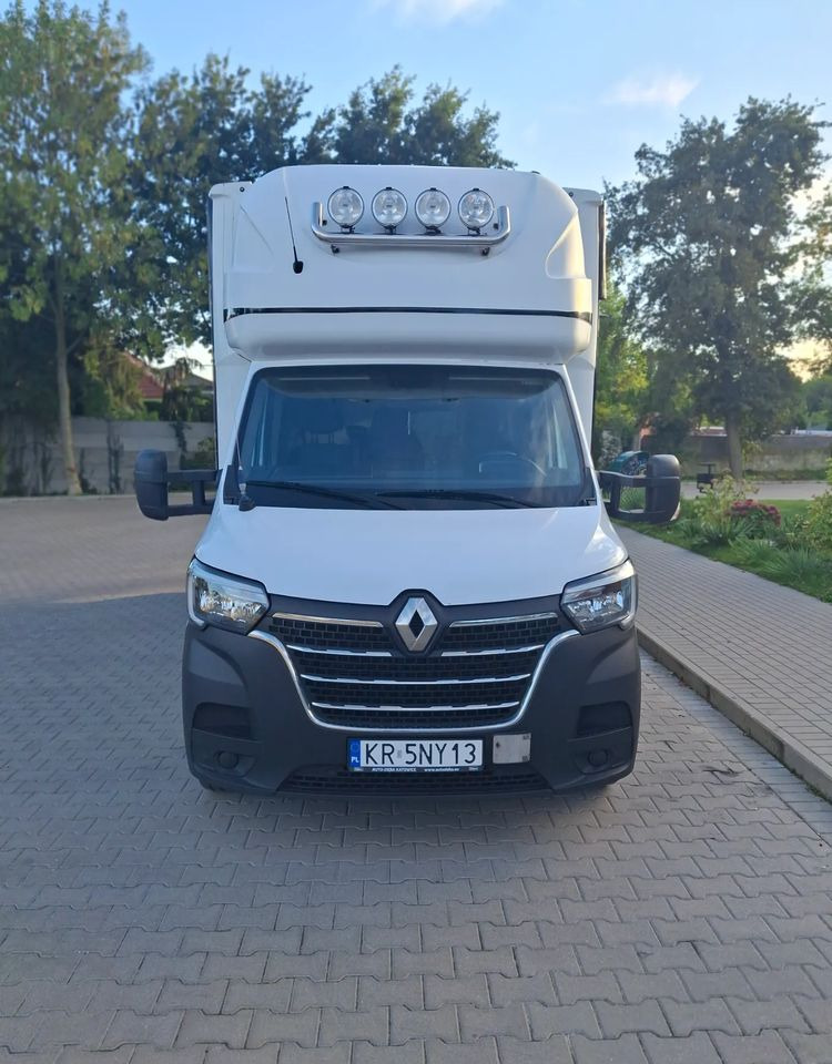 Renault Master - Curtain side van: picture 2 Renault Master - Curtain side van: picture 2