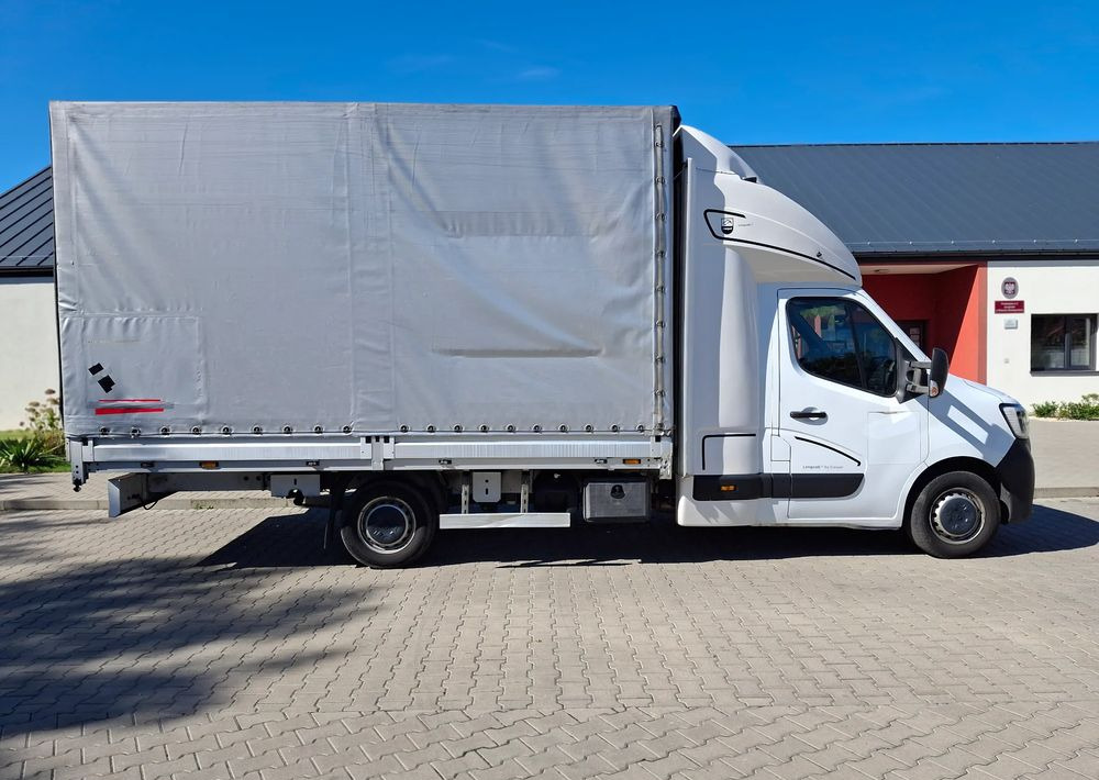 Renault Master - Curtain side van: picture 3 Renault Master - Curtain side van: picture 3