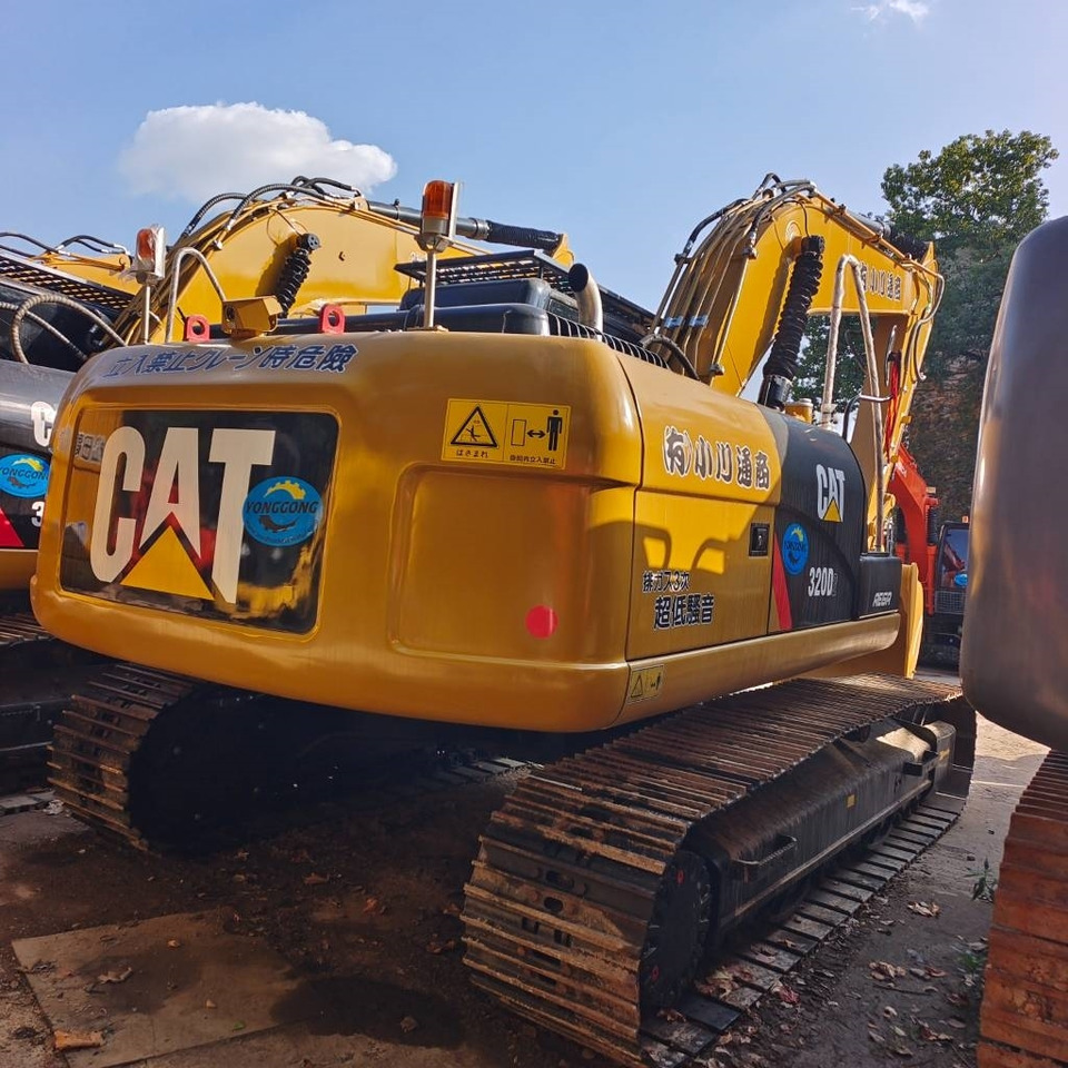 CAT 320DL - Crawler excavator: picture 1 CAT 320DL - Crawler excavator: picture 1