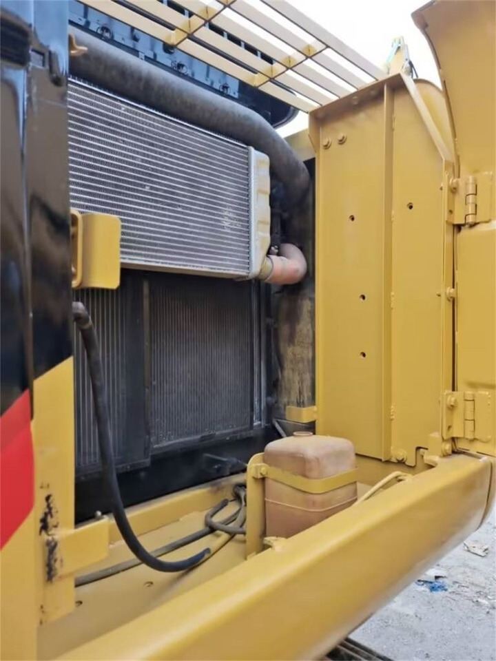 CAT 323 D - Crawler excavator: picture 4 CAT 323 D - Crawler excavator: picture 4