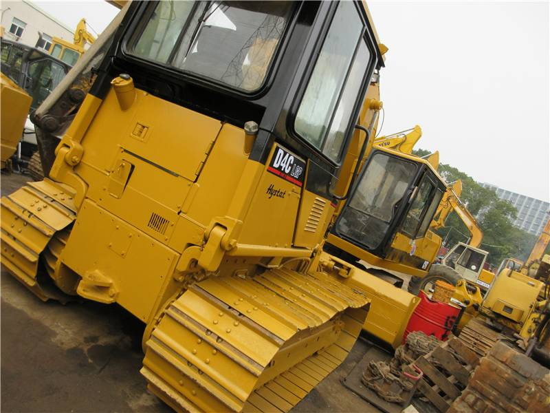 CAT D 4 C - Bulldozer: picture 5 CAT D 4 C - Bulldozer: picture 5
