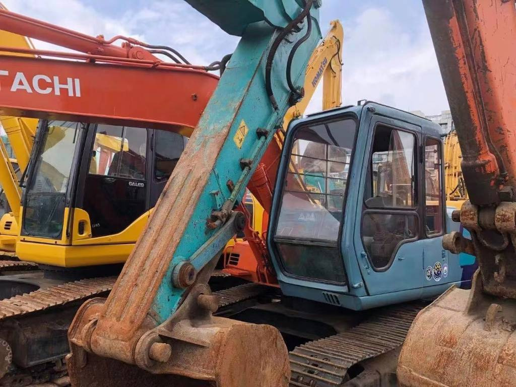 Hitachi EX 120-3 - Crawler excavator: picture 3 Hitachi EX 120-3 - Crawler excavator: picture 3