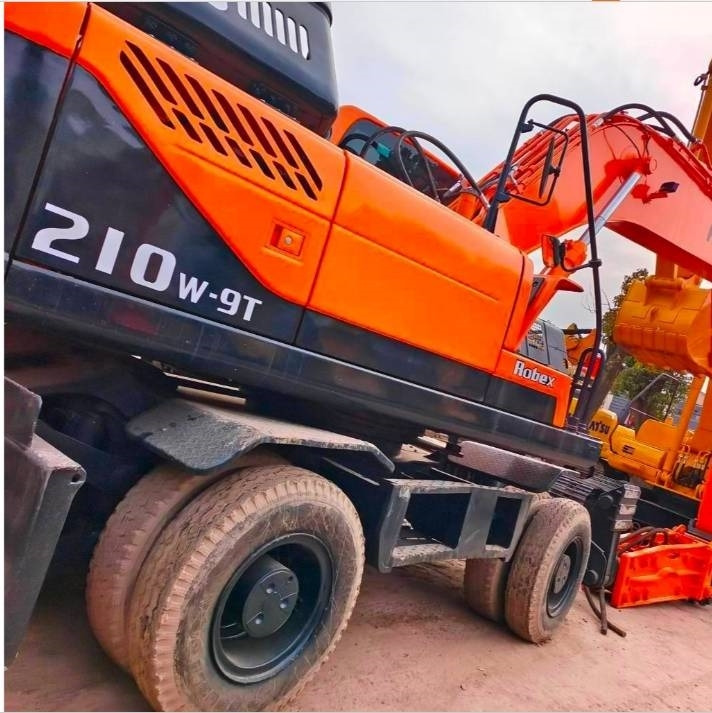Hyundai 210W-9 - Wheel excavator: picture 4 Hyundai 210W-9 - Wheel excavator: picture 4