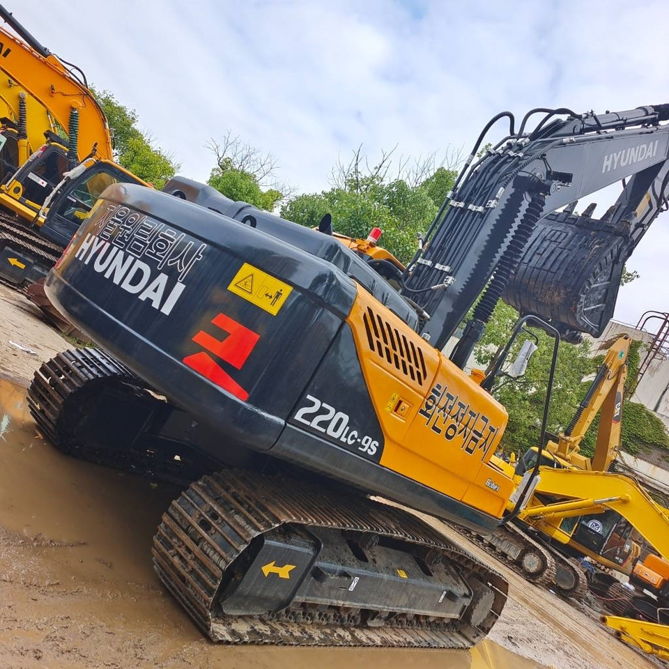 Leasing of  Hyundai 220 LC-9S Hyundai 220 LC-9S: picture 15