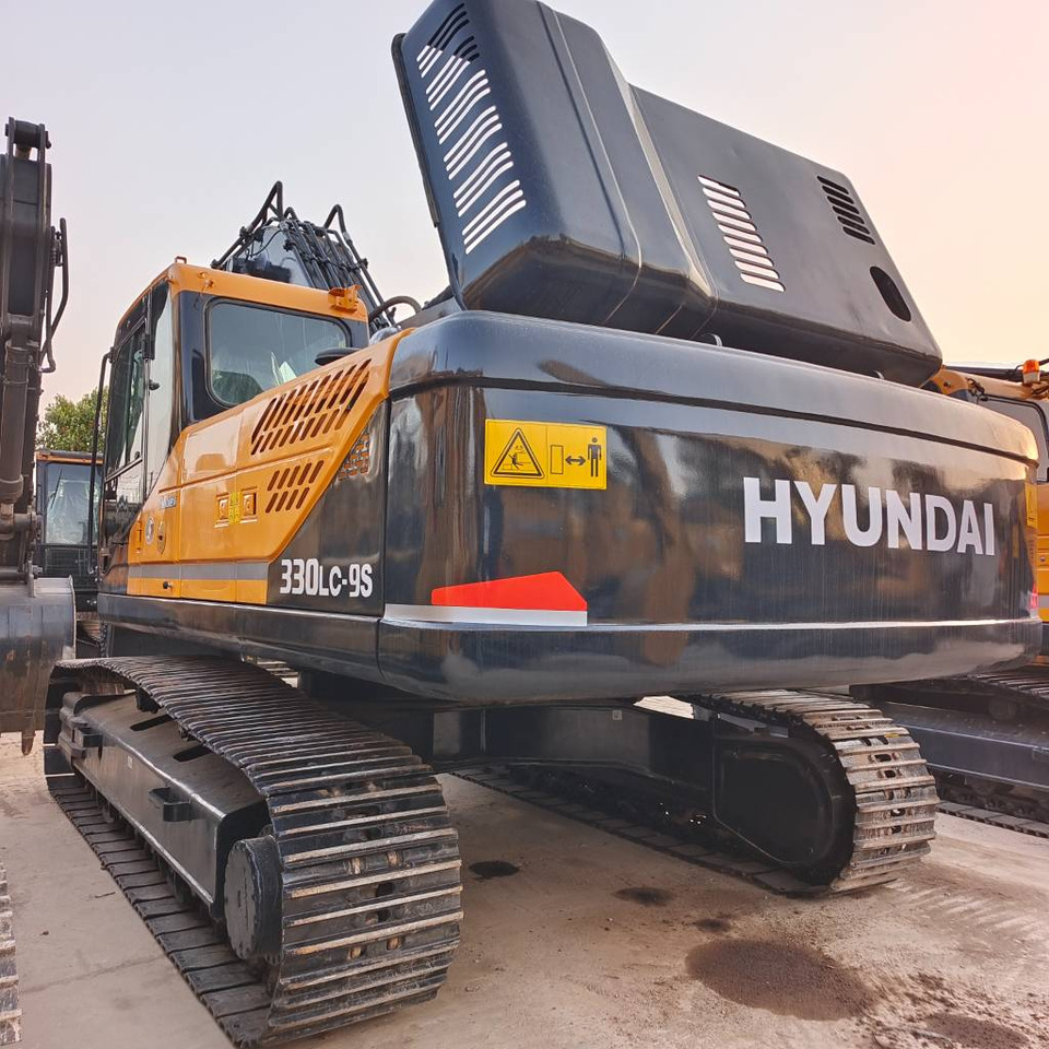 Hyundai 330LC-9T - Crawler excavator: picture 2 Hyundai 330LC-9T - Crawler excavator: picture 2