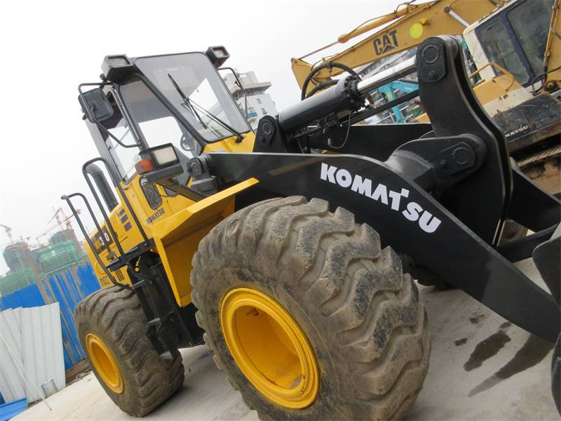 Komatsu WA 380 - Wheel loader: picture 3 Komatsu WA 380 - Wheel loader: picture 3