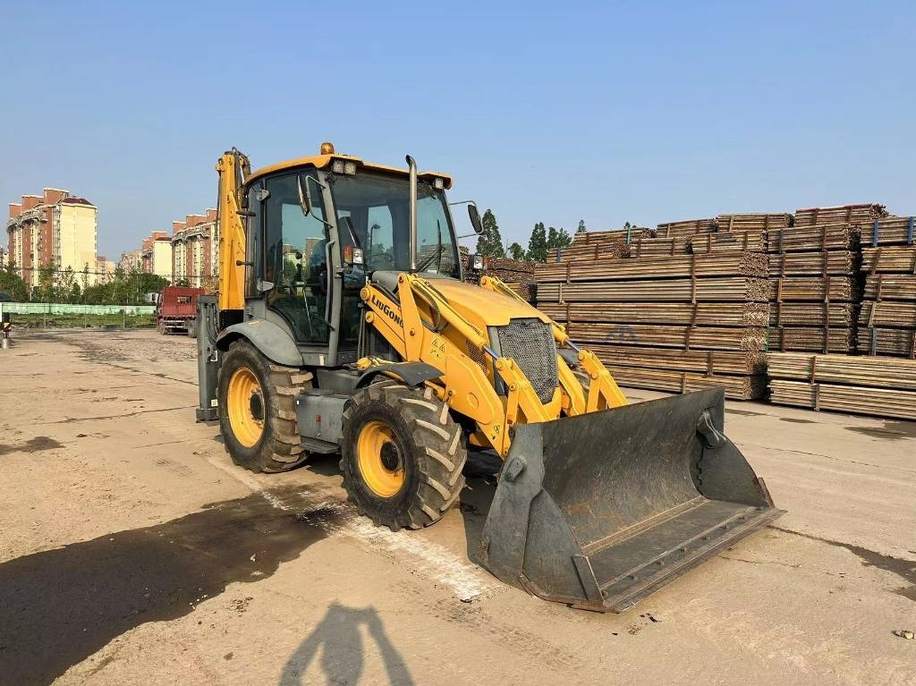 LiuGong CLG 777 A - Backhoe loader: picture 2 LiuGong CLG 777 A - Backhoe loader: picture 2