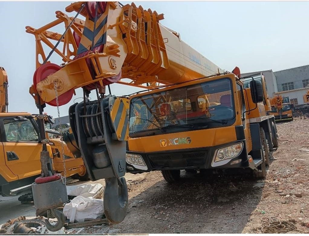 XCMG QY 70 K - All terrain crane: picture 2 XCMG QY 70 K - All terrain crane: picture 2