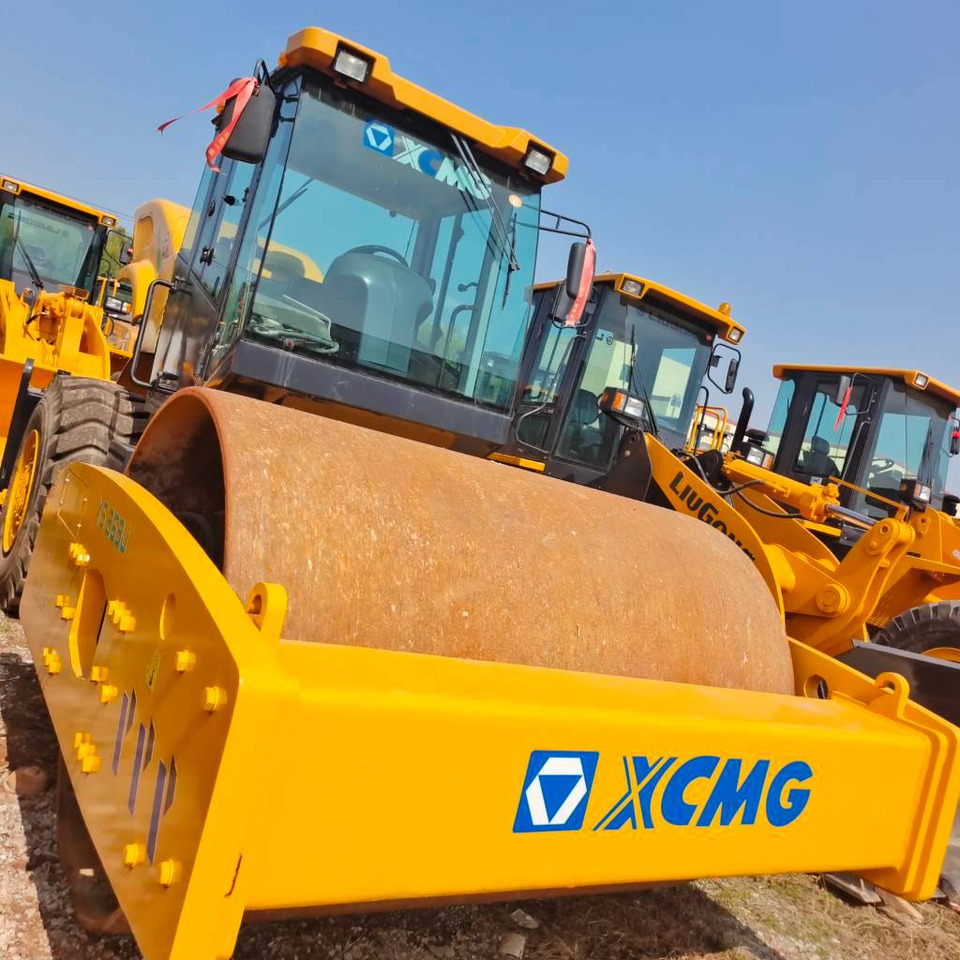 XCMG XS263J - Compactor: picture 4 XCMG XS263J - Compactor: picture 4