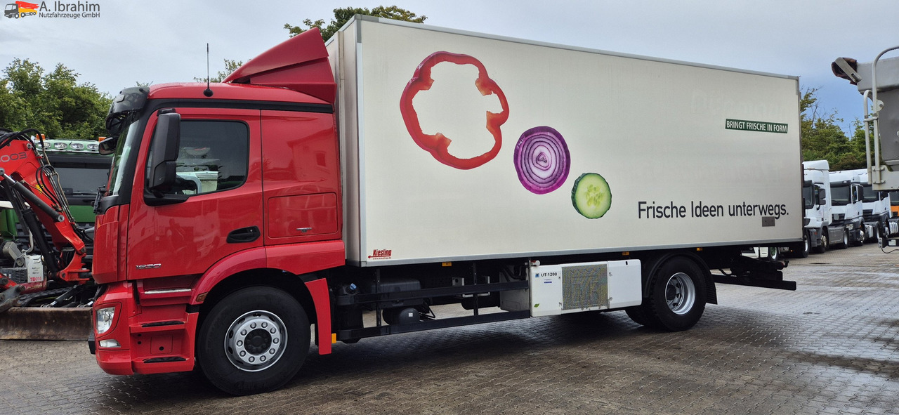 Mercedes-Benz 1830L Thermoking UT1200 - Refrigerator truck: picture 1 Mercedes-Benz 1830L Thermoking UT1200 - Refrigerator truck: picture 1