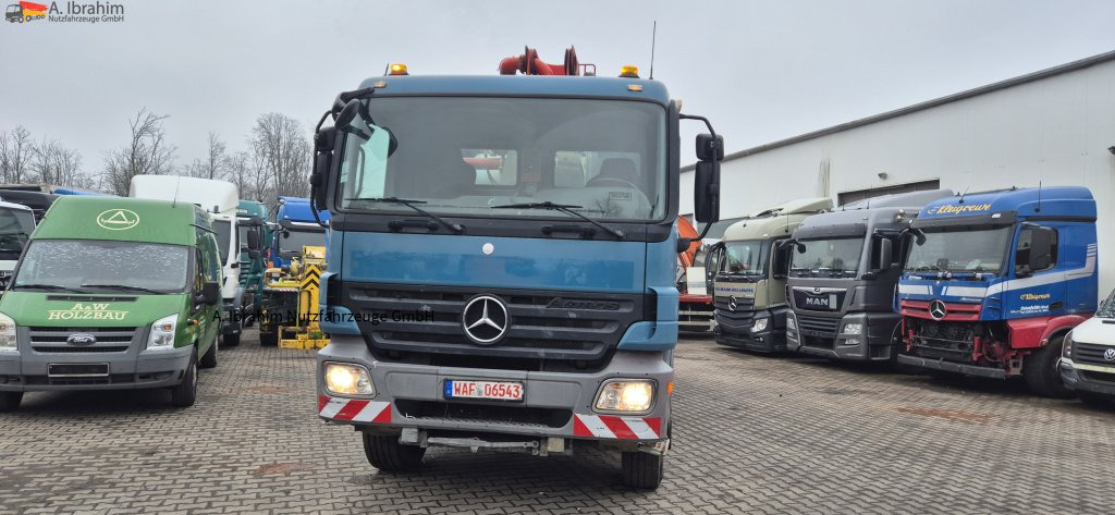 Mixer pump truck Mercedes-Benz 3241 PM 21-3   Liebherr 7 cbm PUMI Putzmeister Liebherr: picture 8