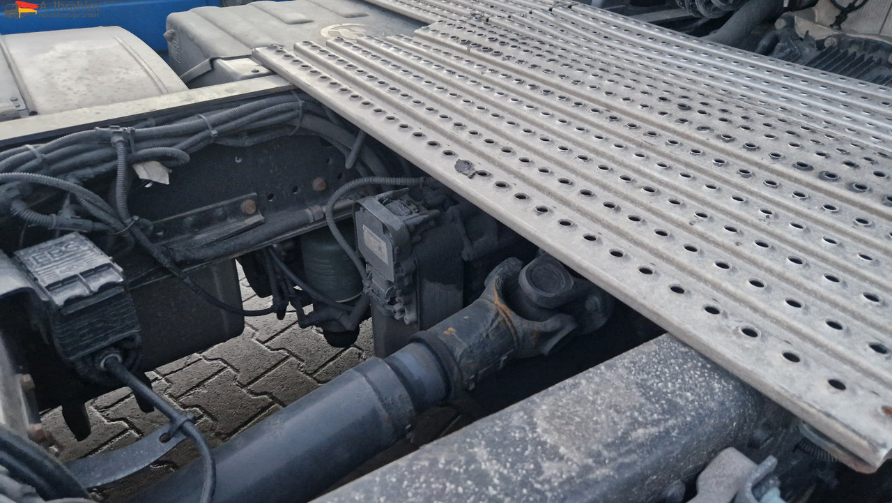 MAN 18.480 TGX XLX Retarder 2x Tank deutsches Fahrzeug, einsatzbereit - Tractor unit: picture 2 MAN 18.480 TGX XLX Retarder 2x Tank deutsches Fahrzeug, einsatzbereit - Tractor unit: picture 2