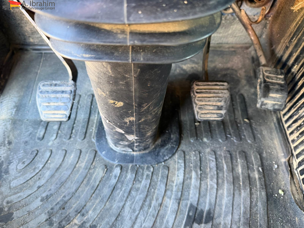 MAN 26.464 6x4 | Retarder | Klima | Schaltgetriebe | 3 Pedals - Tractor unit: picture 3 MAN 26.464 6x4 | Retarder | Klima | Schaltgetriebe | 3 Pedals - Tractor unit: picture 3