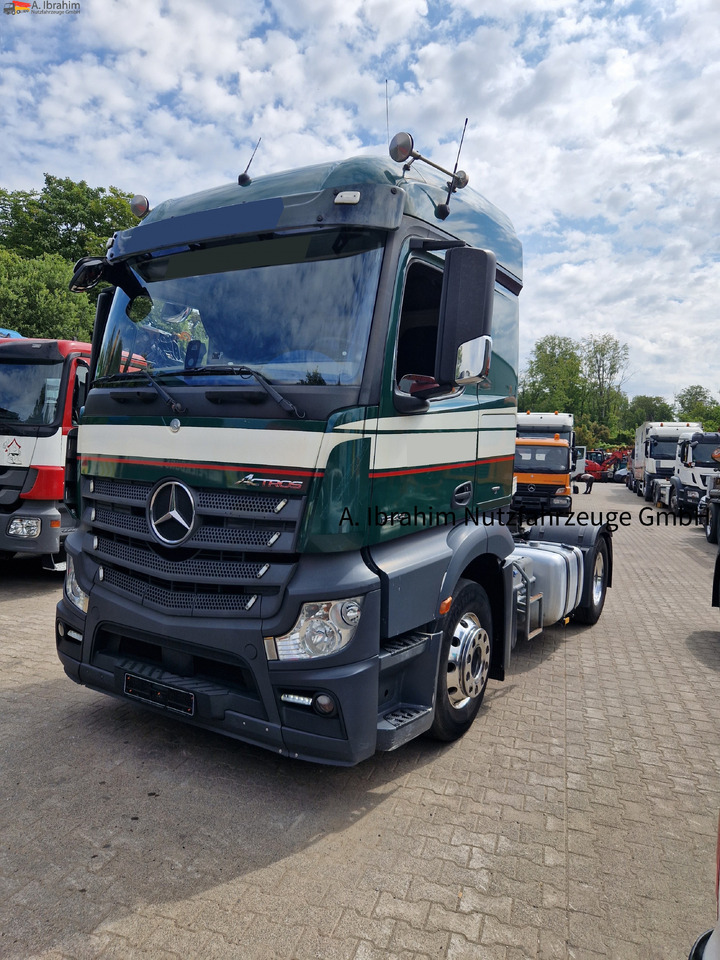 Mercedes-Benz 1843 Klima, Retarder Kipphydraulik - Tractor unit: picture 1 Mercedes-Benz 1843 Klima, Retarder Kipphydraulik - Tractor unit: picture 1