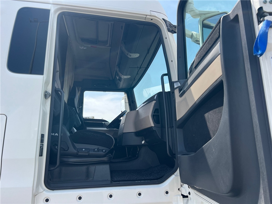 Tractor unit MAN TGX 18.460: picture 12 Tractor unit MAN TGX 18.460: picture 12