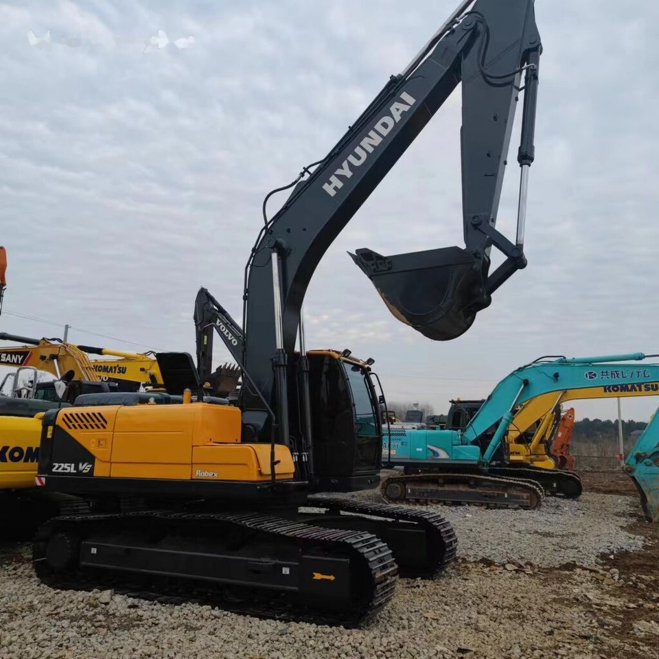 Hyundai R225VS - Crawler excavator: picture 1 Hyundai R225VS - Crawler excavator: picture 1