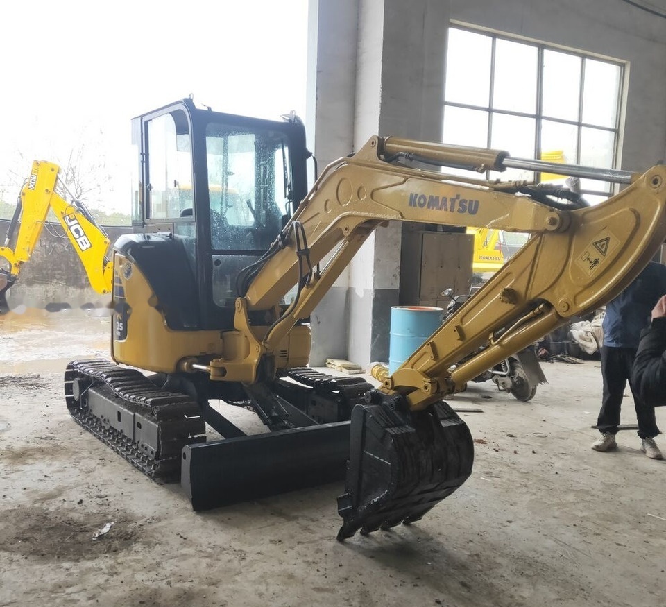 Komatsu PC35 - Mini excavator: picture 4 Komatsu PC35 - Mini excavator: picture 4