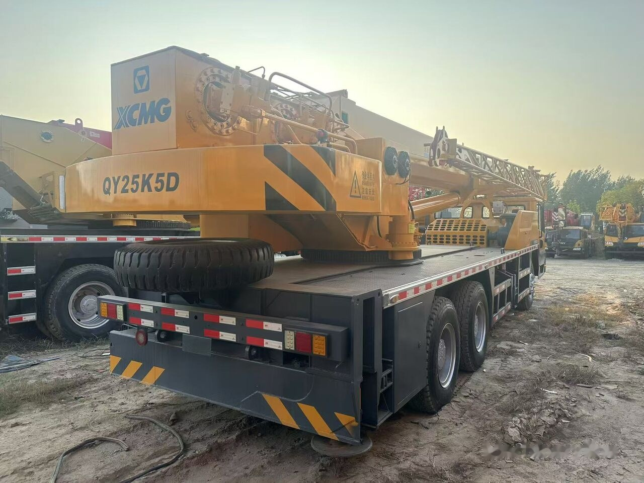 XCMG QY25K5D -3 - Mobile crane: picture 3 XCMG QY25K5D -3 - Mobile crane: picture 3