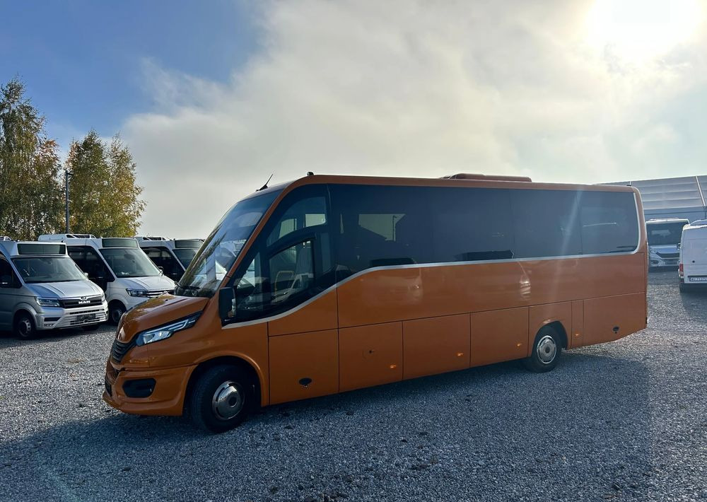 Iveco Daily - City bus: picture 3 Iveco Daily - City bus: picture 3