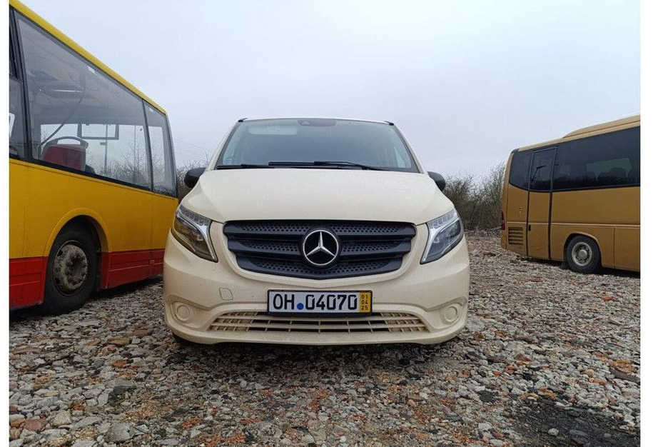 Mercedes-Benz Vito Tourer - Passenger van: picture 3 Mercedes-Benz Vito Tourer - Passenger van: picture 3