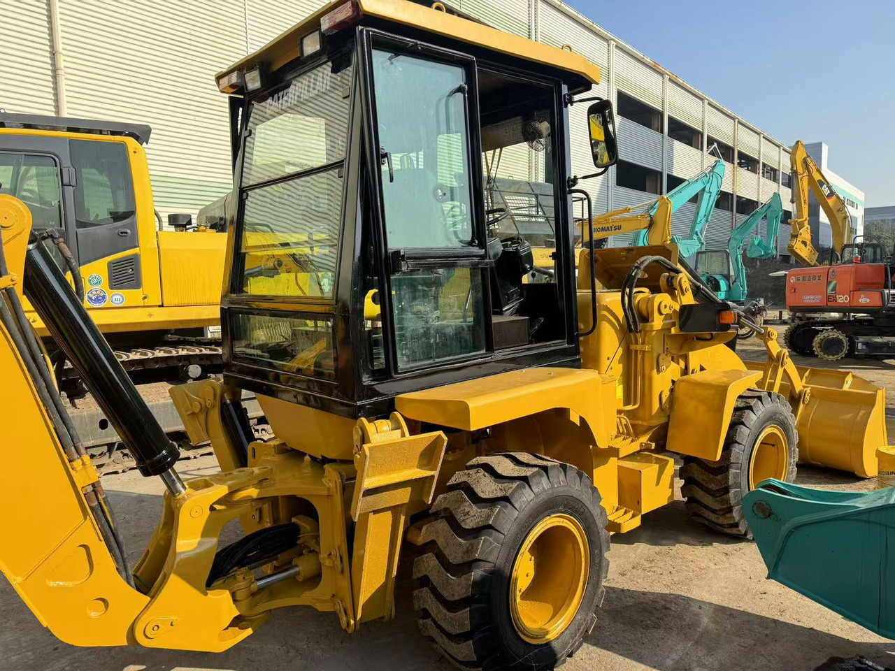 CAT 420F - Backhoe loader: picture 4 CAT 420F - Backhoe loader: picture 4