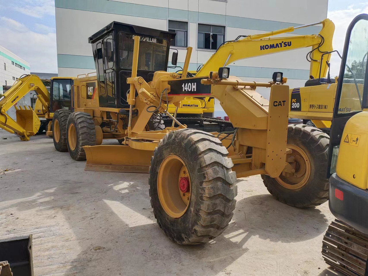 CATERPILLAR 140H - Grader: picture 2 CATERPILLAR 140H - Grader: picture 2
