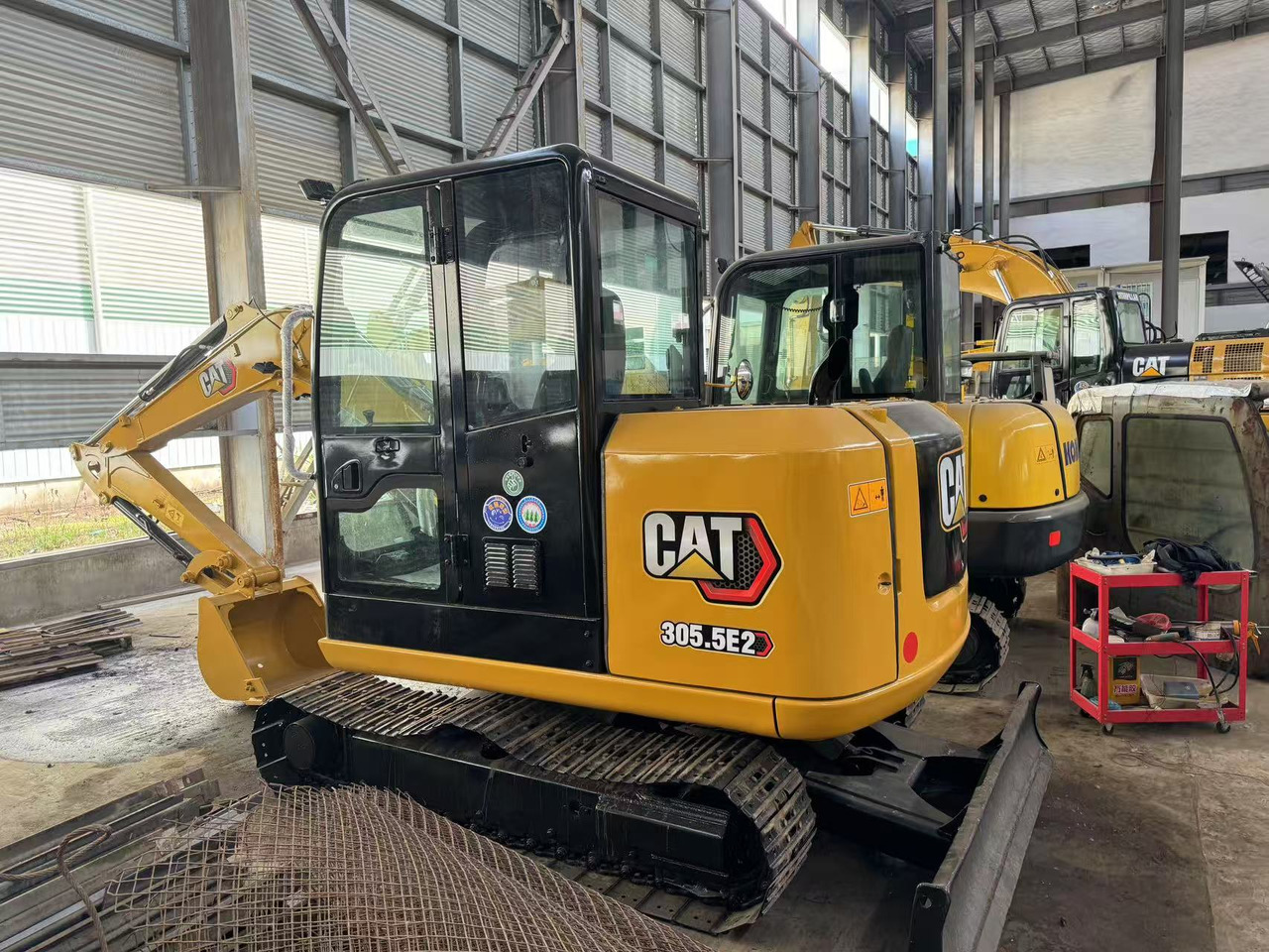 CATERPILLAR 305.5E2 CAT 305 308 306 307 - Mini excavator: picture 2 CATERPILLAR 305.5E2 CAT 305 308 306 307 - Mini excavator: picture 2