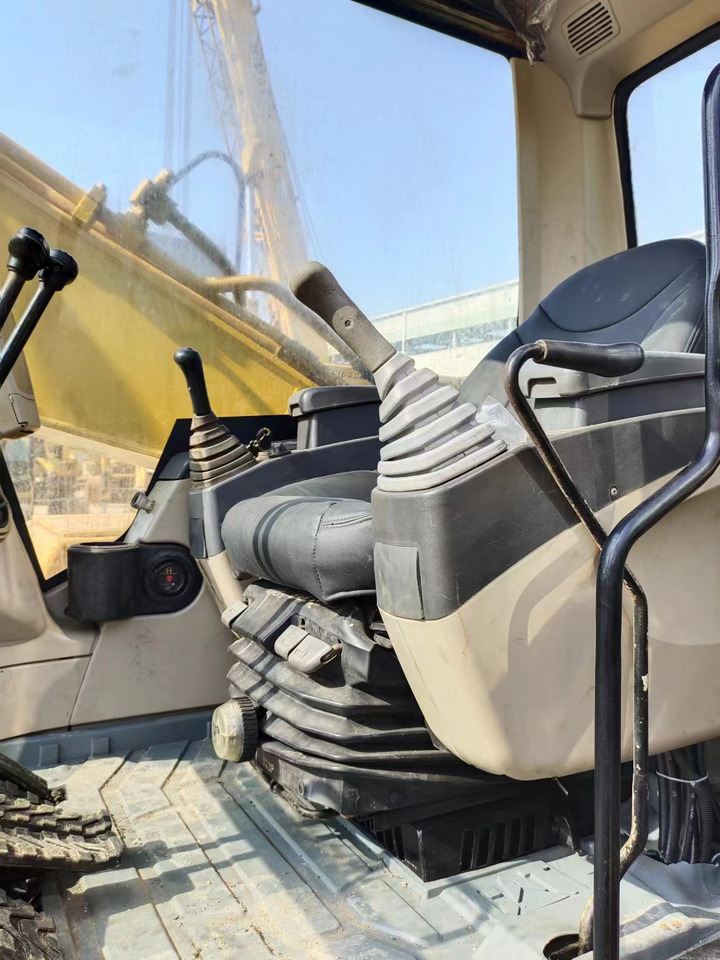 CATERPILLAR 320C - Crawler excavator: picture 3 CATERPILLAR 320C - Crawler excavator: picture 3